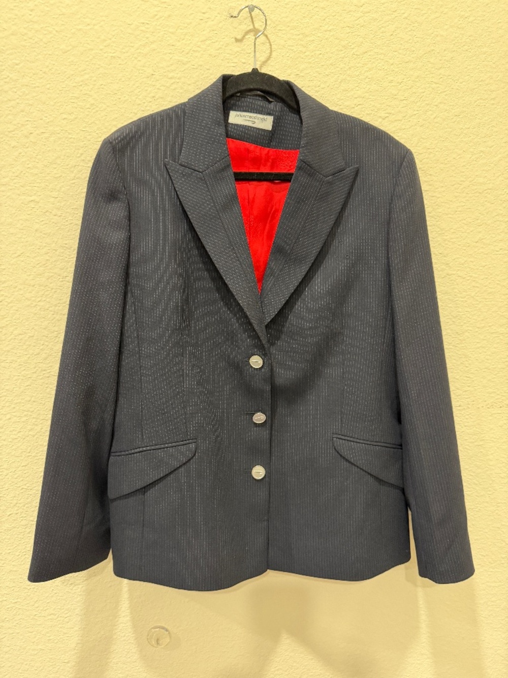 Ladies Julienmacdonald Navy pin striped wool Blazer size 16 -Good